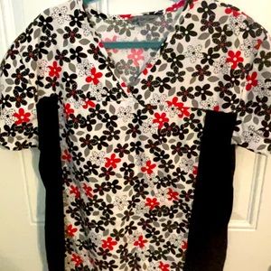 Plus size scrub top. Gently used! Great condition!